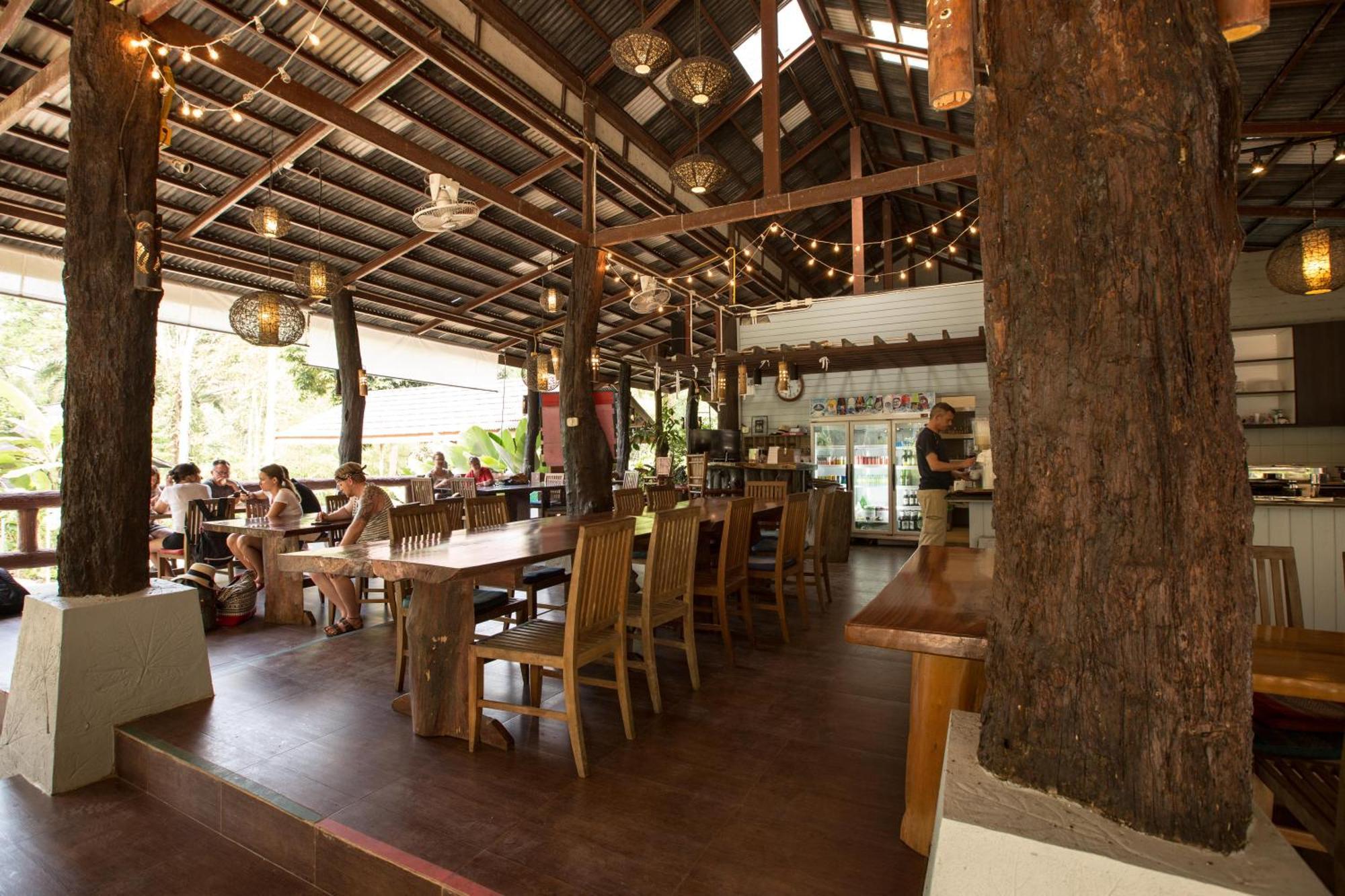 Rock And Tree House Resort Khao Sok National Park Екстериор снимка